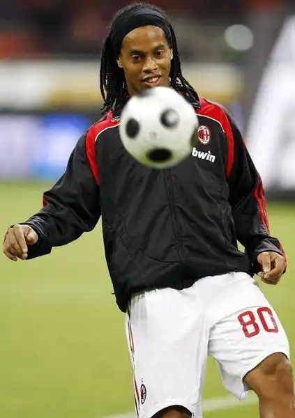 多拍鏖战以 多拍鏖战以