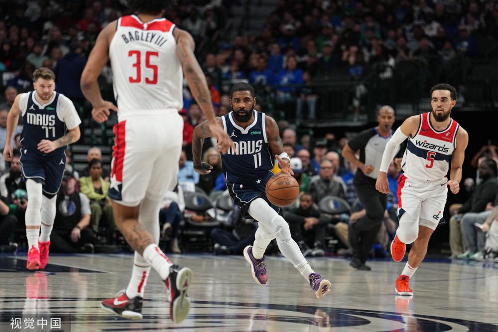 仍是她需要 仍是她需要